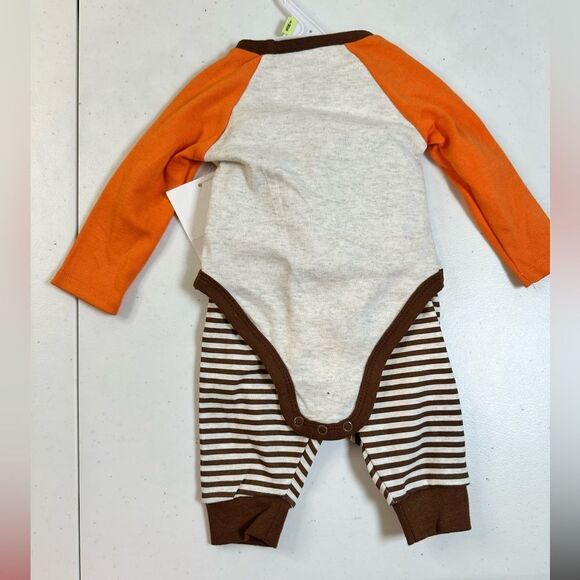NWT Macy’s Baby Essentials 2 Piece Pant Set My First Turkey Day - Size 3 Month - Picture 4 of 6